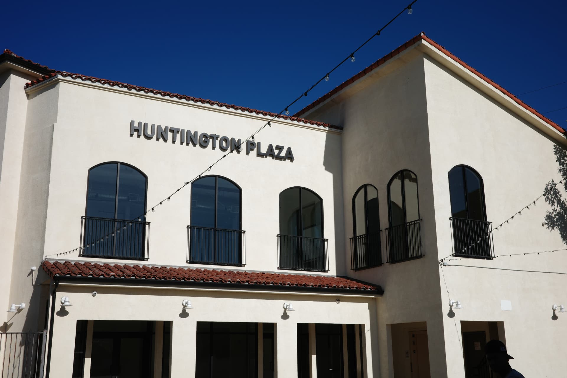 Huntington Plaza exterior, home of the Polleri Pilates studio
